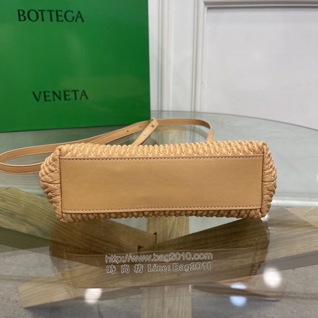 Bottega veneta高端女包 8546B BV寶緹嘉2021包包最新triangle倒三角手提單肩斜挎包三角包  gxz1248